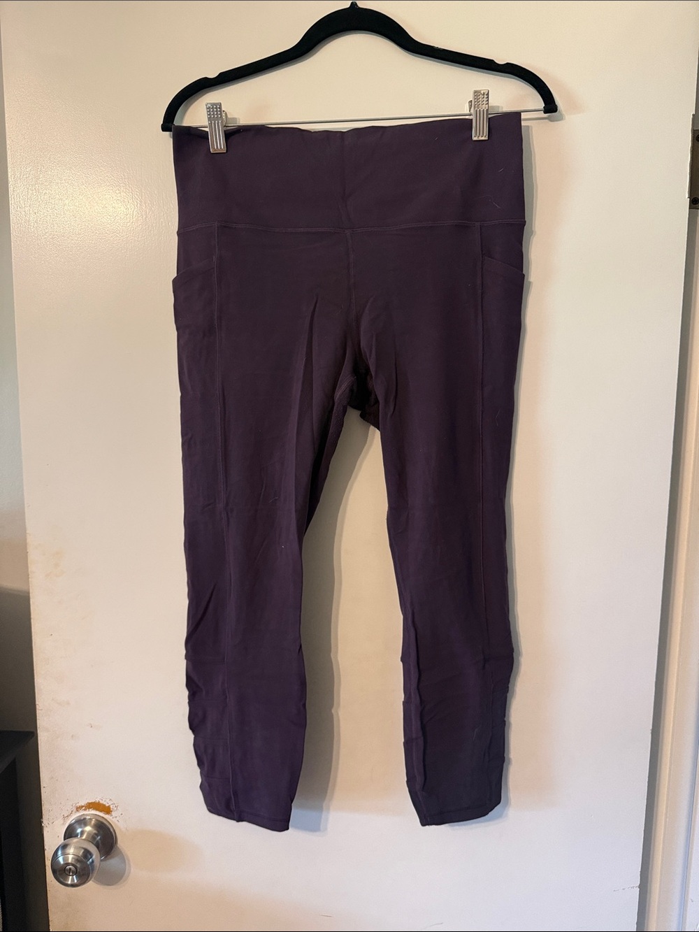 Athleta Salutation Stash Pocket II Cinch 7/8 Tight